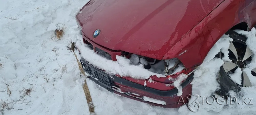 Легковые автомобили BMW,  8  года в Астане  Астана - изображение 1