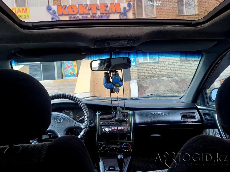 Легковые автомобили Toyota,  8  года в Астане  Астана - изображение 4