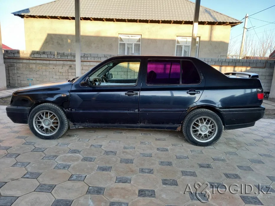 Легковые автомобили Volkswagen,  8  года в Шымкенте Шымкент - изображение 3