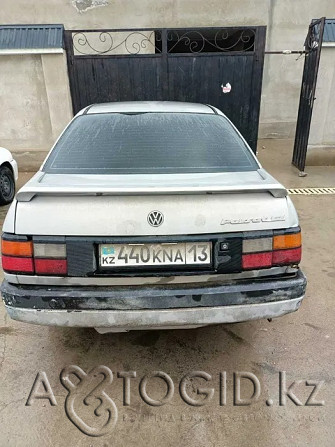 Продажа Volkswagen Passat Sedan, 1992 года в Шымкенте Шымкент - изображение 3
