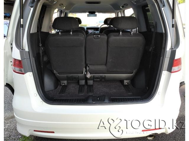 Honda Elyson,  6  года во Владивостоке Владивосток - изображение 3