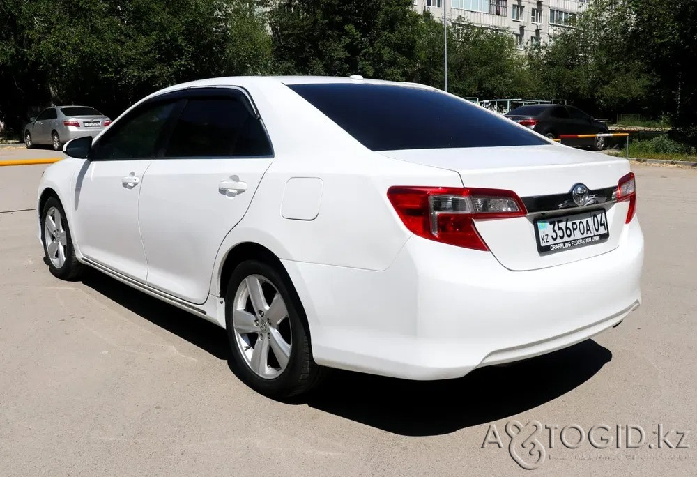 Toyota Camry  8  года в Актобе  Актобе - изображение 2