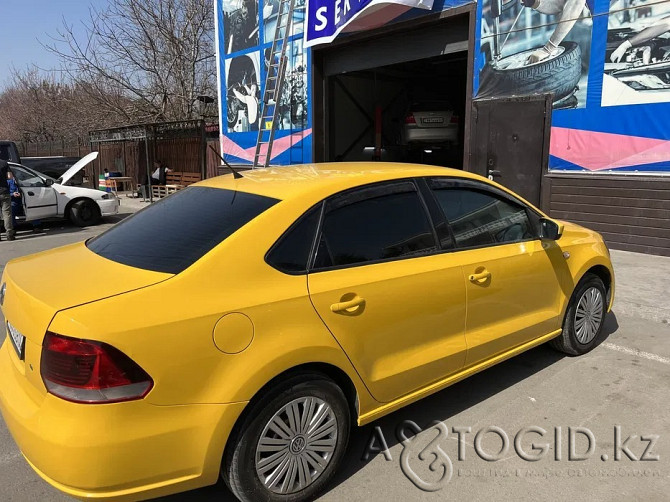 Volkswagen Polo, 2014 года в Алматы Алматы - изображение 1