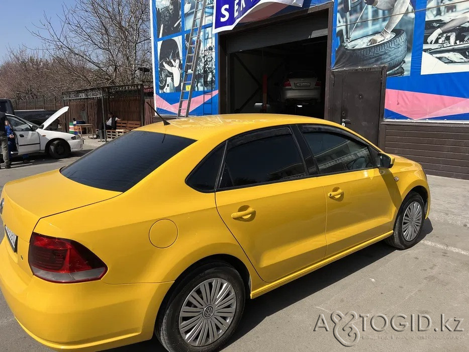 Volkswagen Polo, 8 years old in Almaty Almaty - photo 1