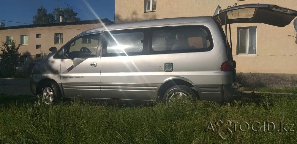 Hyundai Starex,  6  года в Алматы Алматы - изображение 2