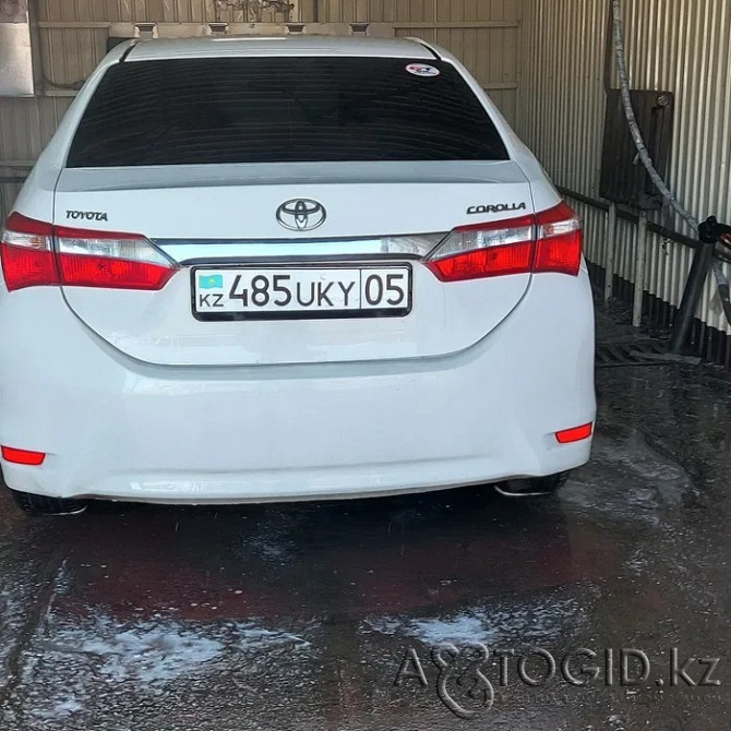 Toyota Corolla, 2014 года в Алматы Алматы - изображение 2