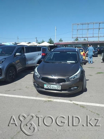 Kia Ceed, 4 years old in Almaty Almaty - photo 1