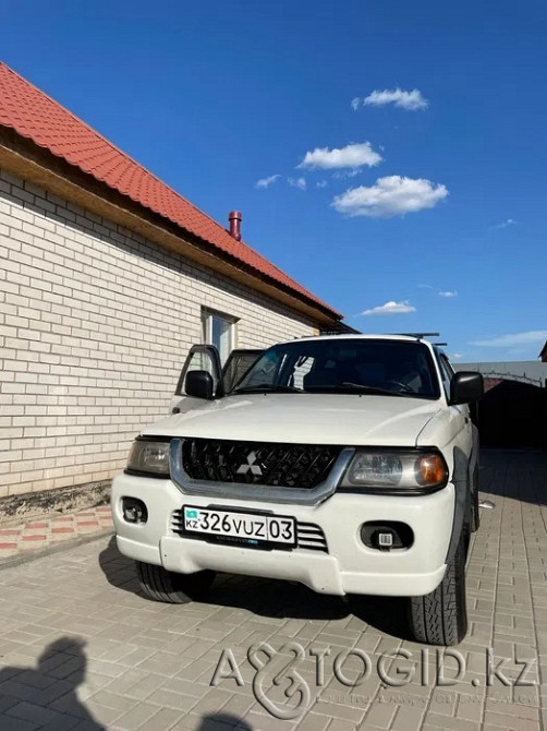 Mitsubishi Montero Sport, 7 years old in Astana  Astana - photo 1