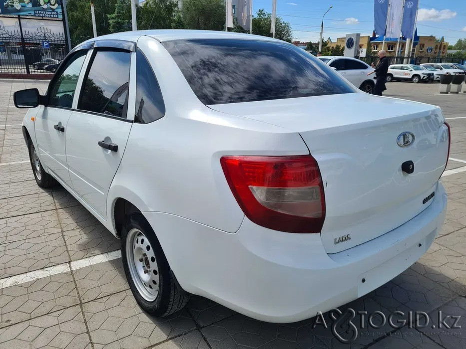 VAZ (Lada) Granta, 8 years old in Kostanay Kostanay - photo 3