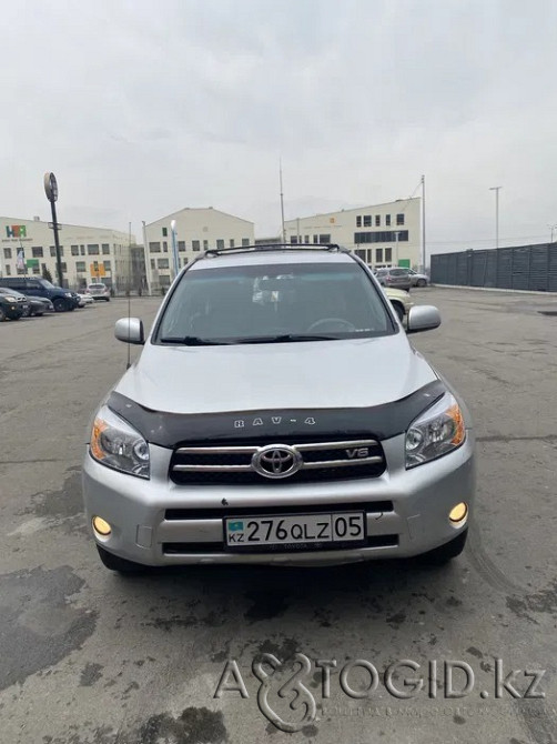 Toyota RAV4, 9 years old in Almaty Almaty - photo 1