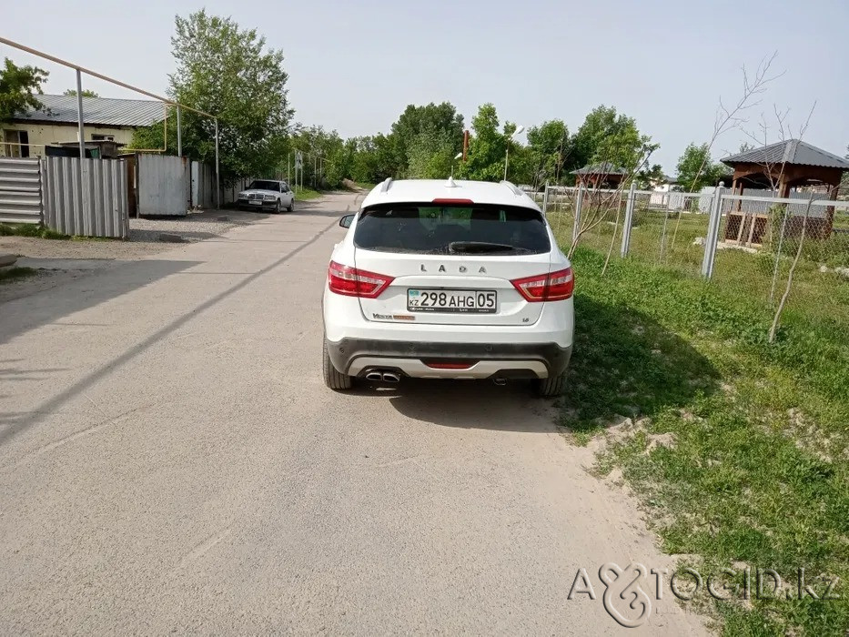 ВАЗ (Lada) Vesta Cross,  4  года в Алматы Алматы - изображение 2