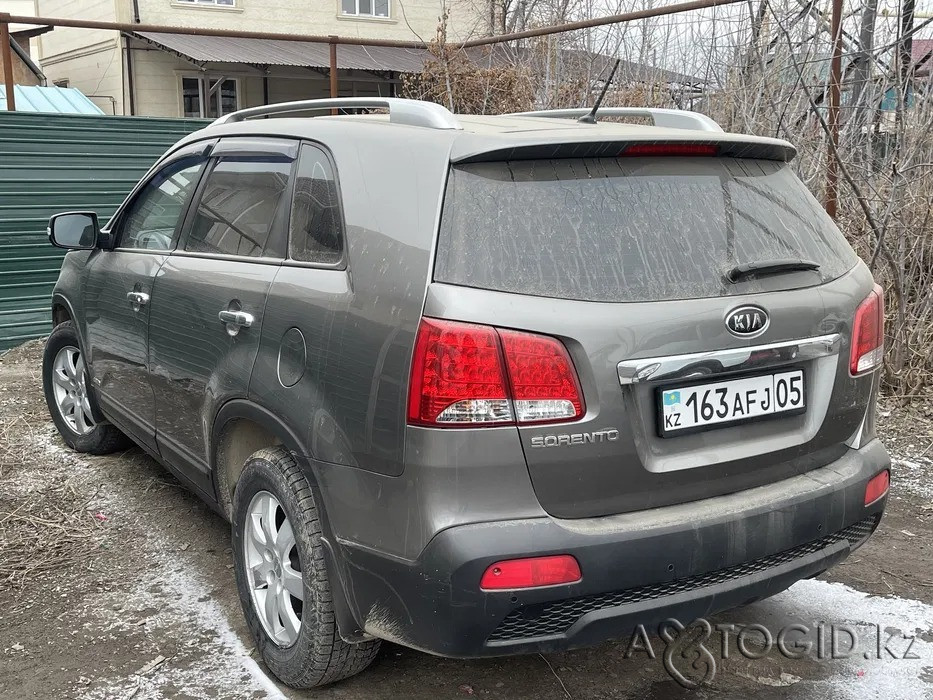 Kia Sorento, 7 жаста, Алматыда Алматы - 3 сурет