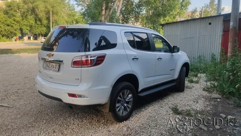 Chevrolet Trailblazer, 7 жаста, Оралда Уральск - 3 сурет