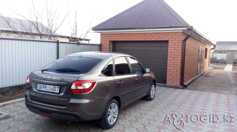 ВАЗ (Лада) Гранта, 8 жаста, Оралда Уральск - 3 сурет