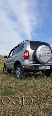 Chevrolet Niva, 2014 года в Уральске Уральск - изображение 3