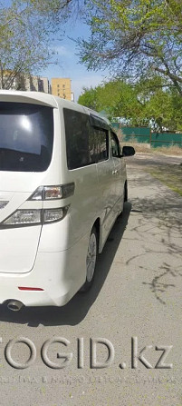 Toyota Vellfire, 6 жаста, Семейде Семей - 2 сурет