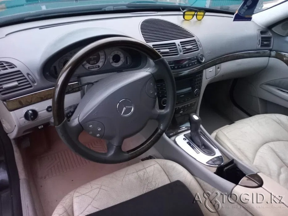 Mercedes-Benz E series, 8 years in Semey Semey - photo 3