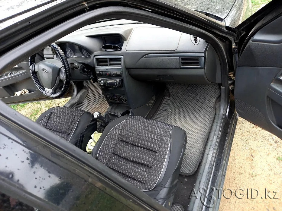 ВАЗ (Лада) 2170 Приора Седан, 8 жаста, Ақтөбе қ Актобе - 3 сурет