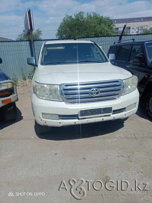 Toyota Land Cruiser 200, Ақтөбеде 7 жаста Актобе - 1 сурет
