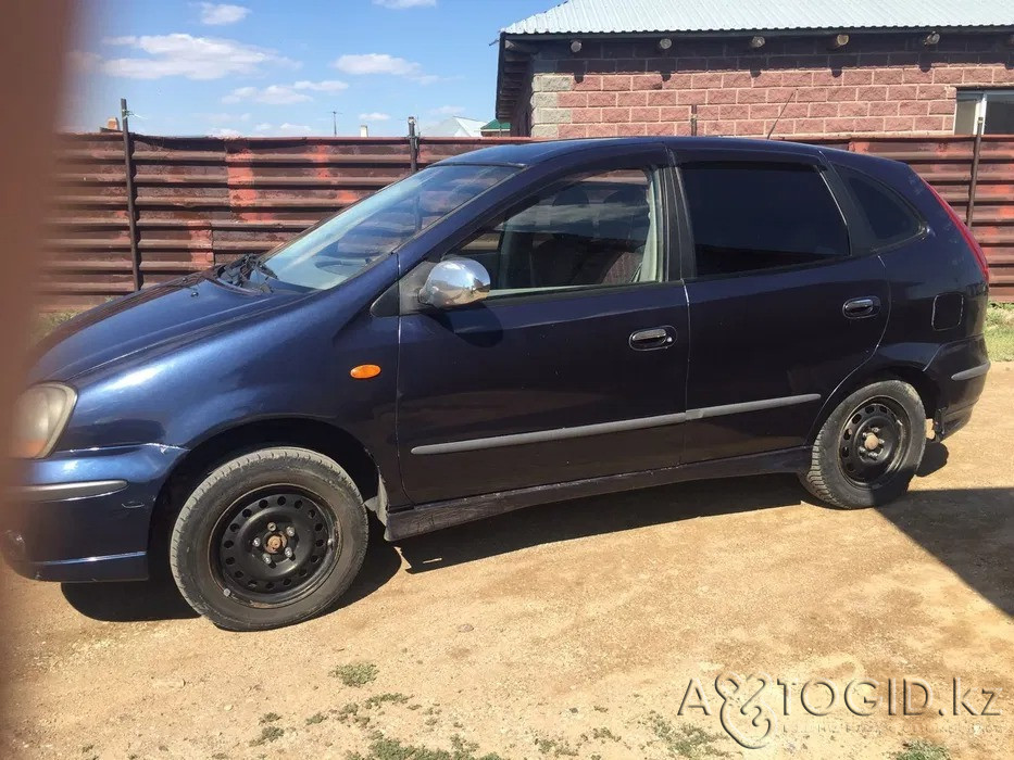 Nissan Almera Tino, 5 years old in Astana  Astana - photo 1
