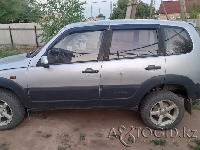 Chevrolet Niva, 2006 года в Уральске Уральск - изображение 3