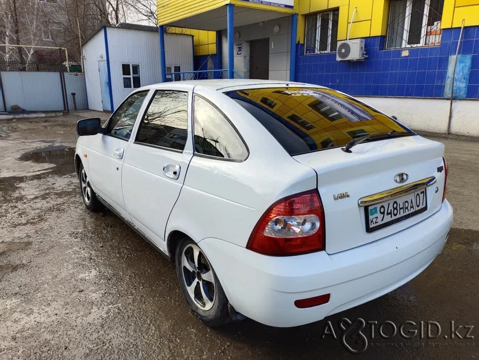 ВАЗ (Lada) 2172 Priora Хэтчбек,  5  года в Уральске Уральск - изображение 2