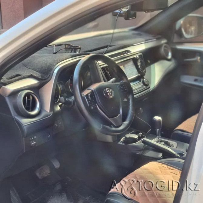 Toyota RAV4, 2018 года в Уральске Уральск - photo 3