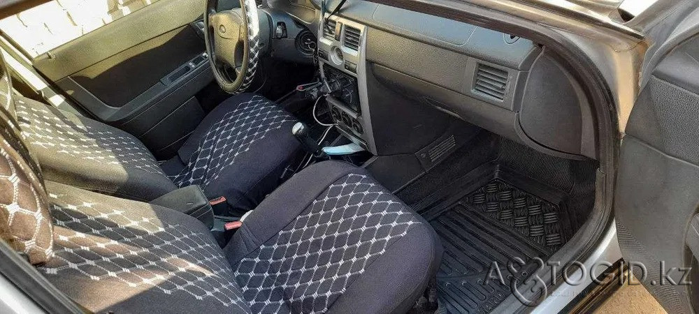 ВАЗ (Лада) 2170 Приора Седан, 8 жаста, Оралда Уральск - 2 сурет