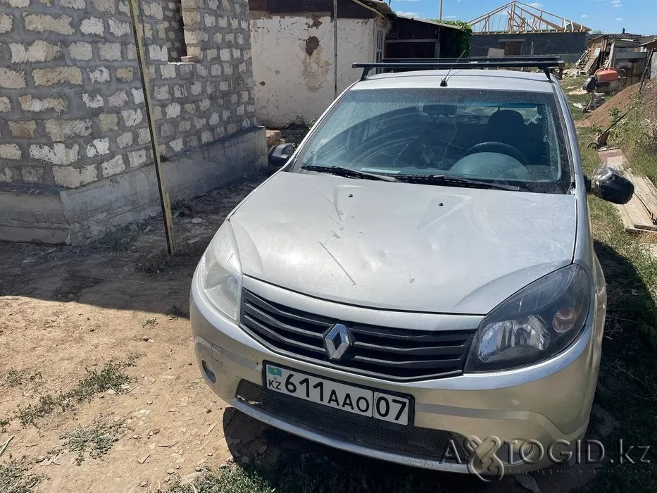 Renault Sandero, 5 years old in Uralsk Oral - photo 1