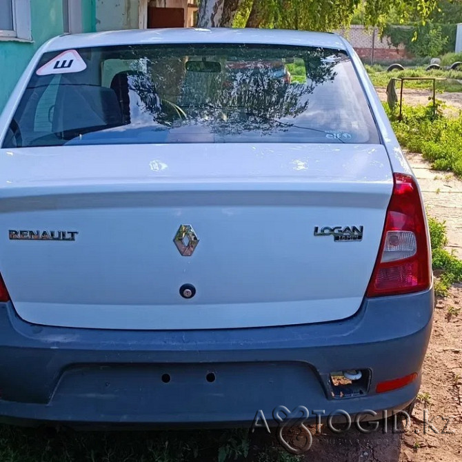 Renault Logan, 2010 года в Уральске Уральск - изображение 2