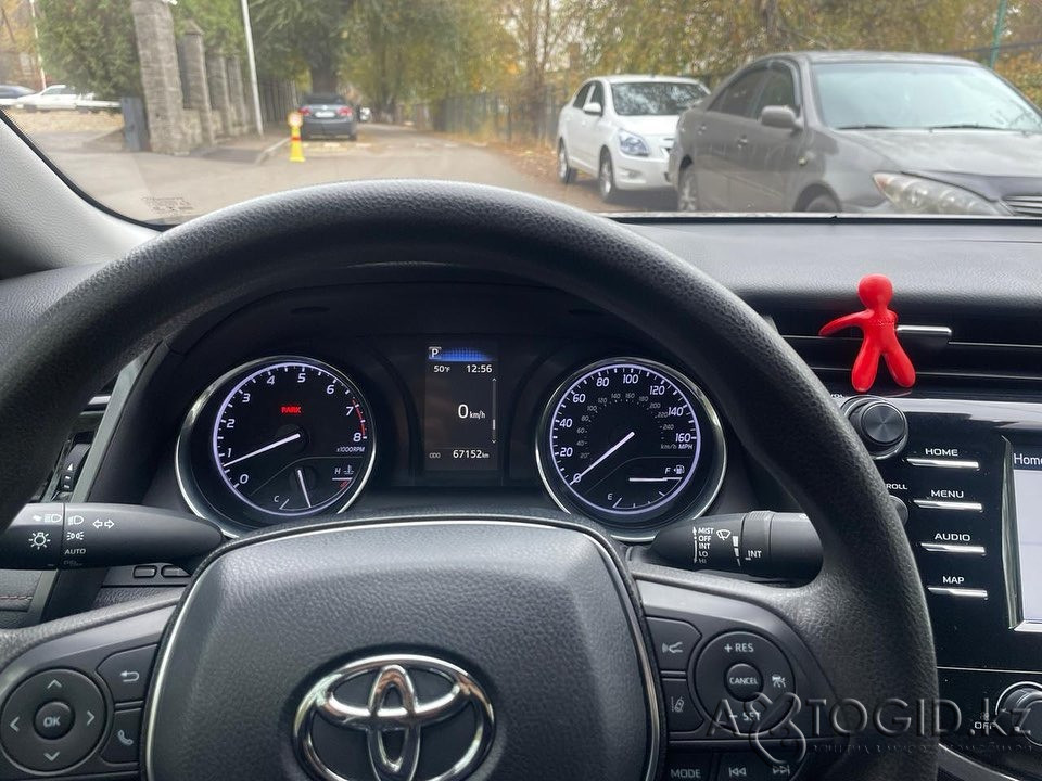 Toyota Camry 8 years old in Almaty  Almaty - photo 2